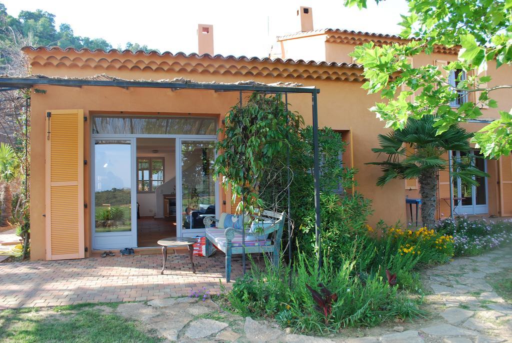 House With Garden And Sea View Villa La Londe-les-Maures Room photo